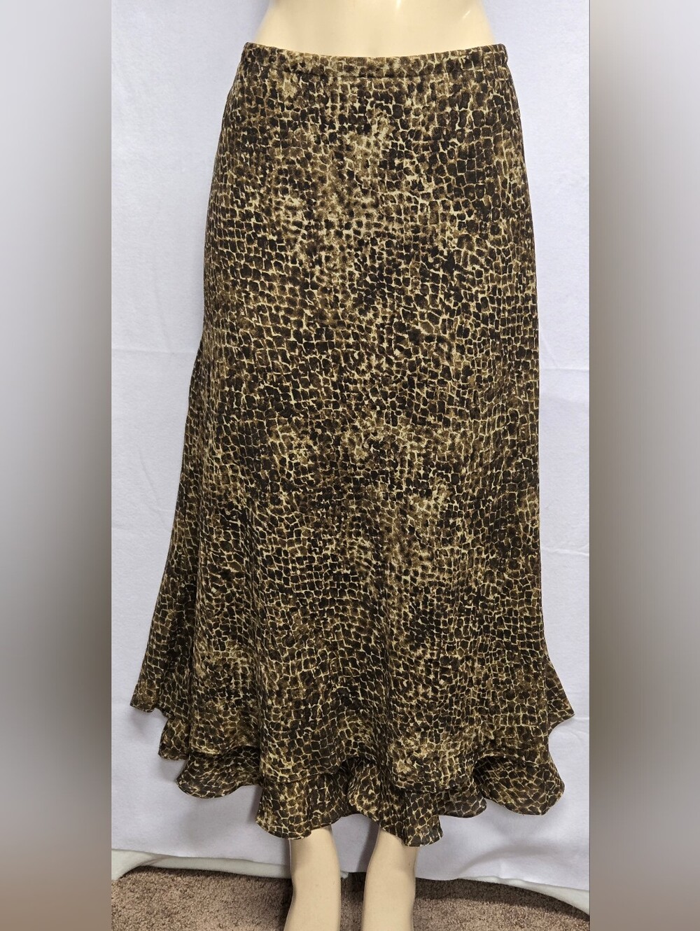 Studio 1 Women 24W Long Skirt Leopard Two Tier Ruffle Hem Elastic Waist